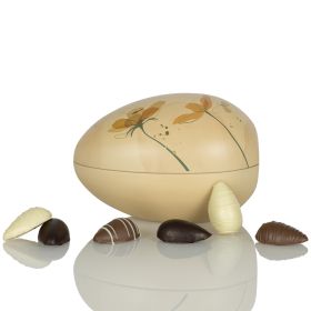 Marzipan eggs in cocoture metal eggs