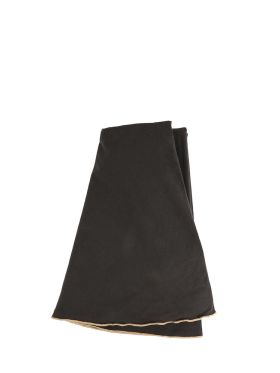 Edith round tablecloth