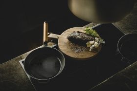 Norden Cast iron pan skillet